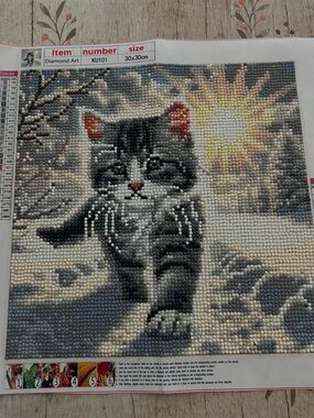 Diamond Supply Co. Gray & White Kitten Diamond Art Panel
